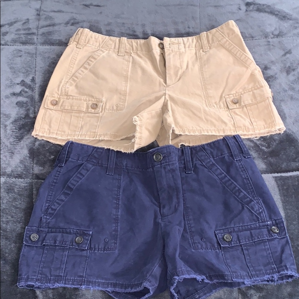 Women’s khaki shorts.